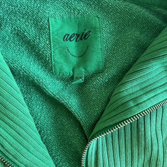 Green Aerie Oversized Pullover Size Medium Quarter Zip - Picture 2 of 3
